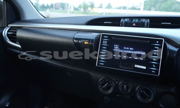 Buy Used Toyota Hiluxe Revo White Car in Chiang Mai in Chiang Mai Buy Used Toyota Hiluxe Revo White Car in Chiang Mai in Chiang Mai