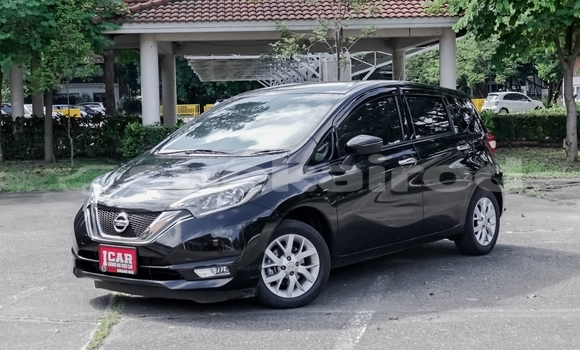 ซื้อ รถมือสอง Nissan Note สีดำ รถยนต์ ใน %{เมือง} ใน เชียงใหม่
