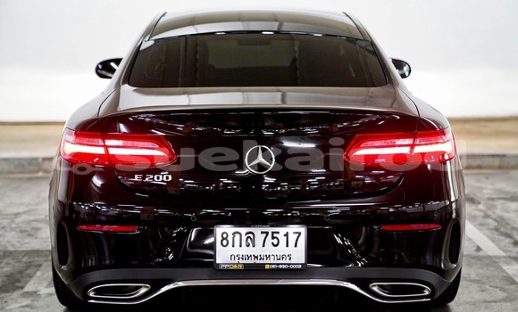 ซื้อ รถมือสอง Mercedes-Benz E200 สีดำ รถยนต์ ใน %{เมือง} ใน นนทบุรี ซื้อ รถมือสอง Mercedes-Benz E200 สีดำ รถยนต์ ใน %{เมือง} ใน นนทบุรี