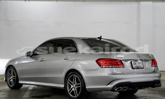 ซื้อ รถมือสอง Mercedes-Benz E200 เงิน รถยนต์ ใน %{เมือง} ใน นนทบุรี ซื้อ รถมือสอง Mercedes-Benz E200 เงิน รถยนต์ ใน %{เมือง} ใน นนทบุรี