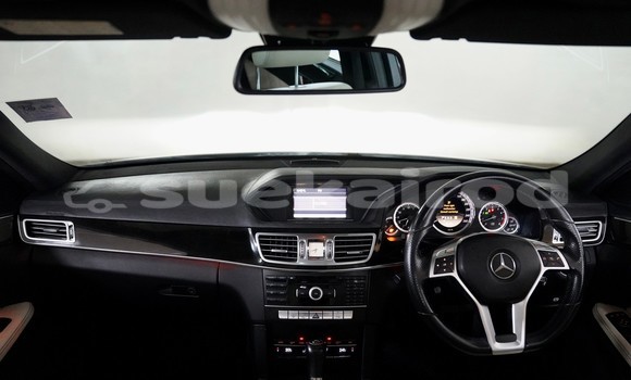 ซื้อ รถมือสอง Mercedes-Benz E200 เงิน รถยนต์ ใน %{เมือง} ใน นนทบุรี ซื้อ รถมือสอง Mercedes-Benz E200 เงิน รถยนต์ ใน %{เมือง} ใน นนทบุรี