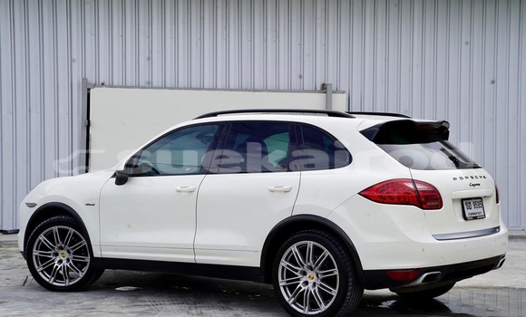 ซื้อ รถมือสอง Porsche Cayenne ขาว รถยนต์ ใน %{เมือง} ใน นนทบุรี ซื้อ รถมือสอง Porsche Cayenne ขาว รถยนต์ ใน %{เมือง} ใน นนทบุรี