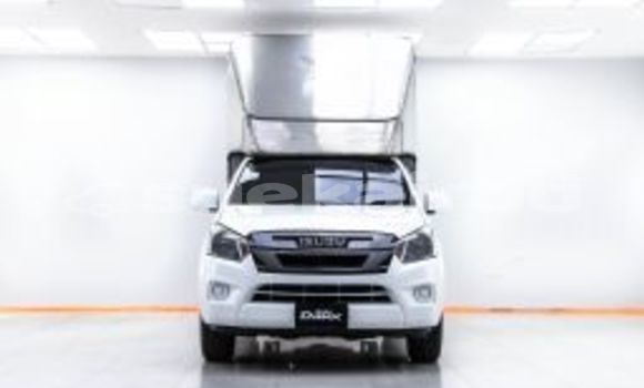 ซื้อ รถมือสอง Isuzu D-Max ขาว รถยนต์ ใน %{เมือง} ใน กรุงเทพมหานคร ซื้อ รถมือสอง Isuzu D-Max ขาว รถยนต์ ใน %{เมือง} ใน กรุงเทพมหานคร