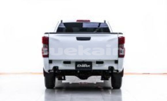 ซื้อ รถมือสอง Isuzu D-Max ขาว รถยนต์ ใน %{เมือง} ใน กรุงเทพมหานคร ซื้อ รถมือสอง Isuzu D-Max ขาว รถยนต์ ใน %{เมือง} ใน กรุงเทพมหานคร