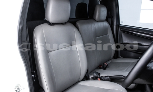 Buy Used Isuzu D-Max White Car in Bangkok in Bangkok Buy Used Isuzu D-Max White Car in Bangkok in Bangkok