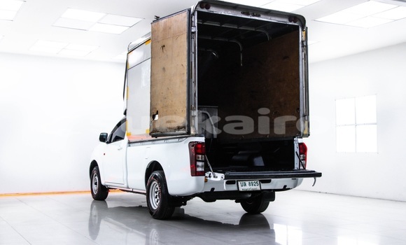 Buy Used Isuzu D-Max White Car in Bangkok in Bangkok Buy Used Isuzu D-Max White Car in Bangkok in Bangkok