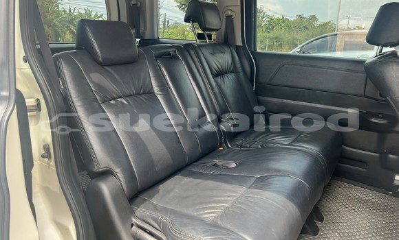 Buy Used Honda Stepwgn White Car in Bangkok in Bangkok Buy Used Honda Stepwgn White Car in Bangkok in Bangkok