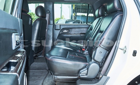 Buy Used Isuzu MU-7 White Car in Bangkok in Bangkok Buy Used Isuzu MU-7 White Car in Bangkok in Bangkok