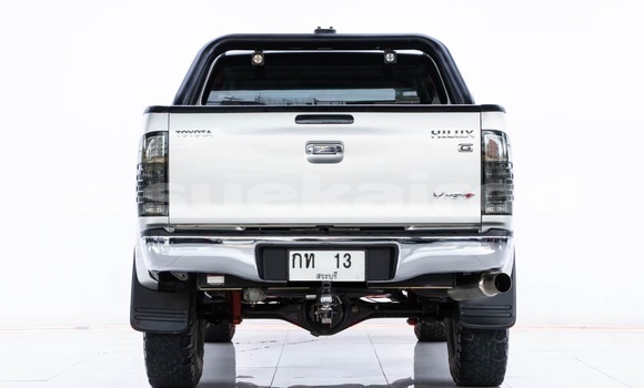 Buy Used Toyota Hiluxe VIGO Other Car in Bangkok in Bangkok Buy Used Toyota Hiluxe VIGO Other Car in Bangkok in Bangkok