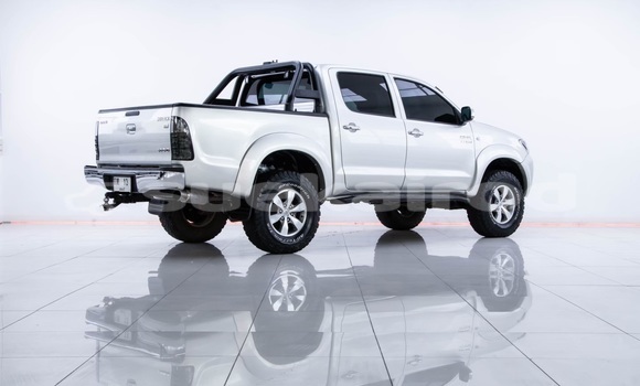 Buy Used Toyota Hiluxe VIGO Other Car in Bangkok in Bangkok Buy Used Toyota Hiluxe VIGO Other Car in Bangkok in Bangkok