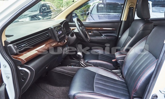 Buy Used Suzuki Ertiga White Car in Bangkok in Bangkok Buy Used Suzuki Ertiga White Car in Bangkok in Bangkok