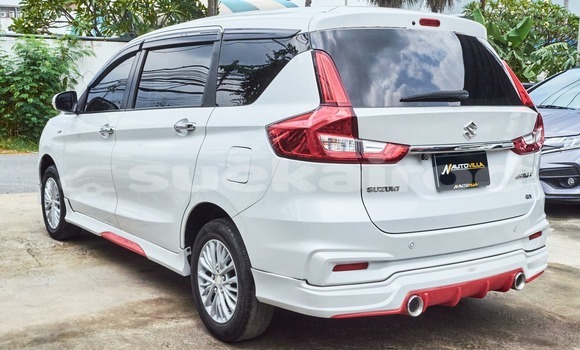 Buy Used Suzuki Ertiga White Car in Bangkok in Bangkok Buy Used Suzuki Ertiga White Car in Bangkok in Bangkok