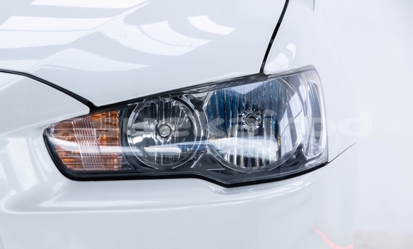 Buy Used Mitsubishi Lancer White Car in Bangkok in Bangkok Buy Used Mitsubishi Lancer White Car in Bangkok in Bangkok