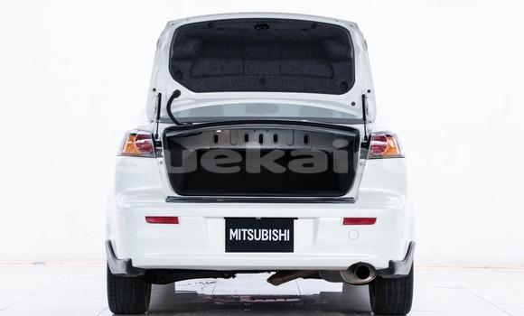 Buy Used Mitsubishi Lancer White Car in Bangkok in Bangkok Buy Used Mitsubishi Lancer White Car in Bangkok in Bangkok