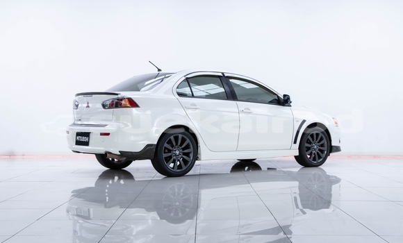 Buy Used Mitsubishi Lancer White Car in Bangkok in Bangkok Buy Used Mitsubishi Lancer White Car in Bangkok in Bangkok