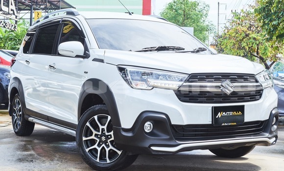 Buy Used Suzuki XL7 White Car in Bangkok in Bangkok Buy Used Suzuki XL7 White Car in Bangkok in Bangkok