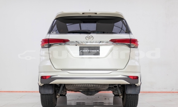 ซื้อ รถมือสอง Toyota Fortuner ขาว รถยนต์ ใน %{เมือง} ใน กรุงเทพมหานคร ซื้อ รถมือสอง Toyota Fortuner ขาว รถยนต์ ใน %{เมือง} ใน กรุงเทพมหานคร
