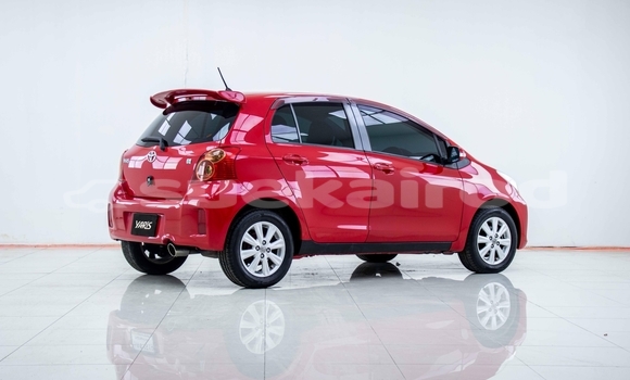 ซื้อ รถมือสอง Toyota Yaris สีแดง รถยนต์ ใน %{เมือง} ใน กรุงเทพมหานคร ซื้อ รถมือสอง Toyota Yaris สีแดง รถยนต์ ใน %{เมือง} ใน กรุงเทพมหานคร