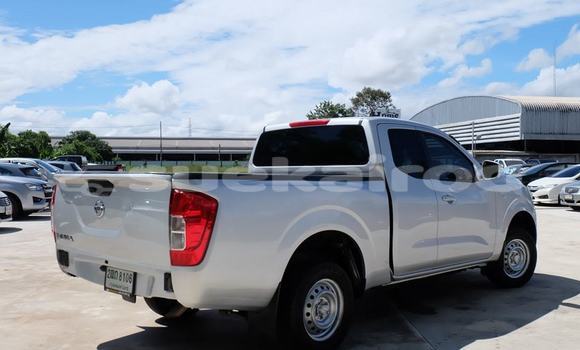 ซื้อ รถมือสอง Nissan Navara เงิน รถยนต์ ใน %{เมือง} ใน กรุงเทพมหานคร ซื้อ รถมือสอง Nissan Navara เงิน รถยนต์ ใน %{เมือง} ใน กรุงเทพมหานคร