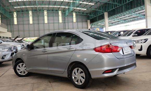ซื้อ รถมือสอง Honda City อื่น ๆ รถยนต์ ใน %{เมือง} ใน กรุงเทพมหานคร ซื้อ รถมือสอง Honda City อื่น ๆ รถยนต์ ใน %{เมือง} ใน กรุงเทพมหานคร