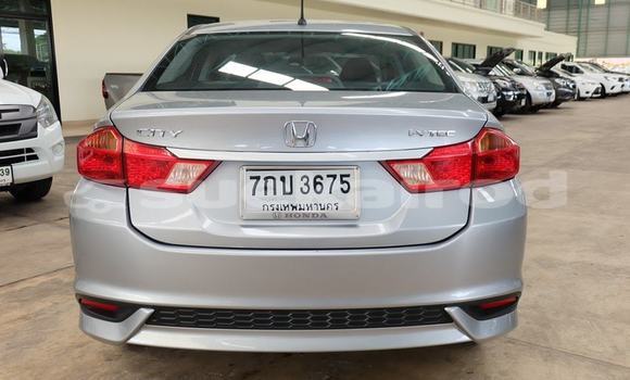 ซื้อ รถมือสอง Honda City อื่น ๆ รถยนต์ ใน %{เมือง} ใน กรุงเทพมหานคร ซื้อ รถมือสอง Honda City อื่น ๆ รถยนต์ ใน %{เมือง} ใน กรุงเทพมหานคร