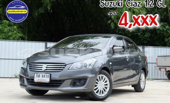 ซื้อ รถมือสอง Suzuki Ciaz สีดำ รถยนต์ ใน %{เมือง} ใน กรุงเทพมหานคร