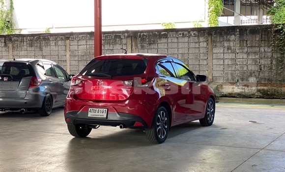 ซื้อ รถมือสอง Mazda 2 สีแดง รถยนต์ ใน %{เมือง} ใน กรุงเทพมหานคร ซื้อ รถมือสอง Mazda 2 สีแดง รถยนต์ ใน %{เมือง} ใน กรุงเทพมหานคร