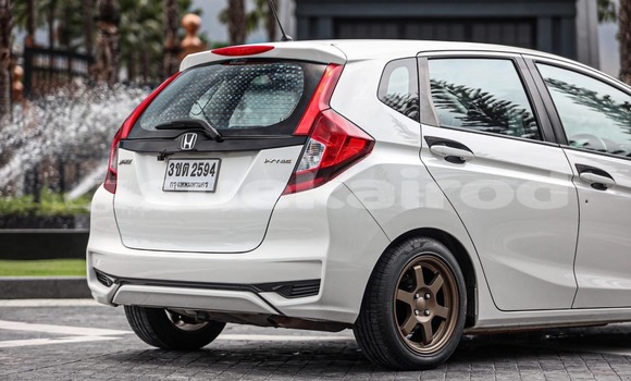 ซื้อ รถมือสอง Honda Jazz ขาว รถยนต์ ใน %{เมือง} ใน กรุงเทพมหานคร ซื้อ รถมือสอง Honda Jazz ขาว รถยนต์ ใน %{เมือง} ใน กรุงเทพมหานคร