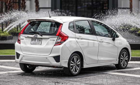 ซื้อ รถมือสอง Honda Jazz ขาว รถยนต์ ใน %{เมือง} ใน กรุงเทพมหานคร ซื้อ รถมือสอง Honda Jazz ขาว รถยนต์ ใน %{เมือง} ใน กรุงเทพมหานคร