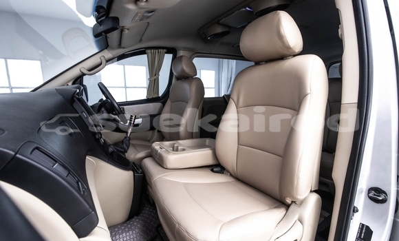 ซื้อ รถมือสอง Hyundai H1 เงิน รถยนต์ ใน %{เมือง} ใน กรุงเทพมหานคร ซื้อ รถมือสอง Hyundai H1 เงิน รถยนต์ ใน %{เมือง} ใน กรุงเทพมหานคร