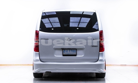ซื้อ รถมือสอง Hyundai H1 เงิน รถยนต์ ใน %{เมือง} ใน กรุงเทพมหานคร ซื้อ รถมือสอง Hyundai H1 เงิน รถยนต์ ใน %{เมือง} ใน กรุงเทพมหานคร
