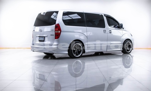 ซื้อ รถมือสอง Hyundai H1 เงิน รถยนต์ ใน %{เมือง} ใน กรุงเทพมหานคร ซื้อ รถมือสอง Hyundai H1 เงิน รถยนต์ ใน %{เมือง} ใน กรุงเทพมหานคร