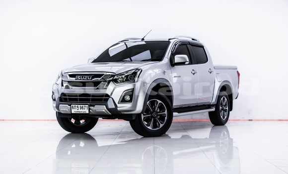 ซื้อ รถมือสอง Isuzu D–MAX อื่น ๆ รถยนต์ ใน %{เมือง} ใน กรุงเทพมหานคร