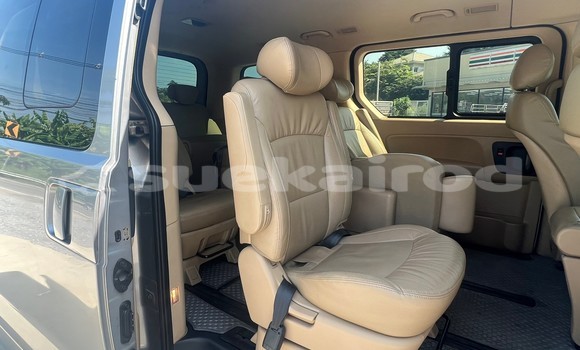 Buy Used Hyundai H1 Other Car in Bangkok in Bangkok Buy Used Hyundai H1 Other Car in Bangkok in Bangkok