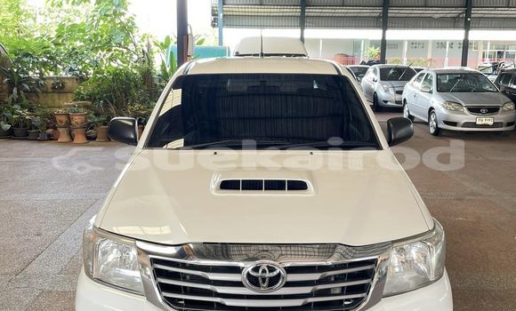 Buy Used Toyota Hiluxe VIGO White Car in Bangkok in Bangkok Buy Used Toyota Hiluxe VIGO White Car in Bangkok in Bangkok