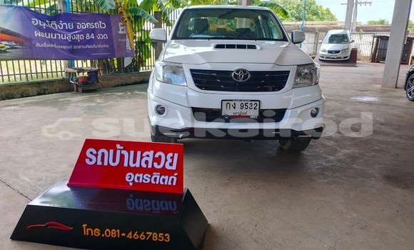 Buy Used Toyota Hiluxe VIGO White Car in Bangkok in Bangkok Buy Used Toyota Hiluxe VIGO White Car in Bangkok in Bangkok