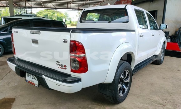 Buy Used Toyota Hiluxe VIGO White Car in Bangkok in Bangkok Buy Used Toyota Hiluxe VIGO White Car in Bangkok in Bangkok