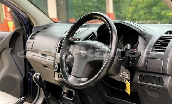 ซื้อ รถมือสอง Isuzu D-Max สีน้ำเงิน รถยนต์ ใน %{เมือง} ใน กรุงเทพมหานคร ซื้อ รถมือสอง Isuzu D-Max สีน้ำเงิน รถยนต์ ใน %{เมือง} ใน กรุงเทพมหานคร