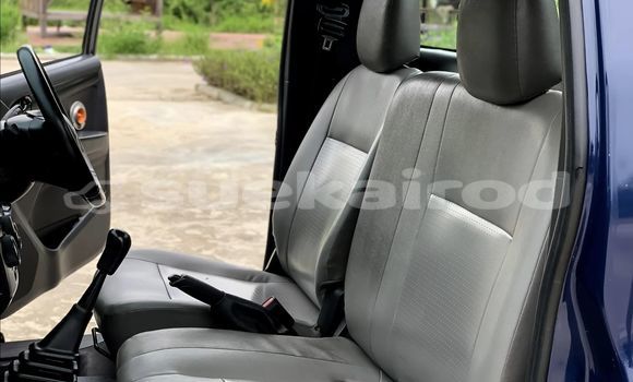 ซื้อ รถมือสอง Isuzu D-Max สีน้ำเงิน รถยนต์ ใน %{เมือง} ใน กรุงเทพมหานคร ซื้อ รถมือสอง Isuzu D-Max สีน้ำเงิน รถยนต์ ใน %{เมือง} ใน กรุงเทพมหานคร