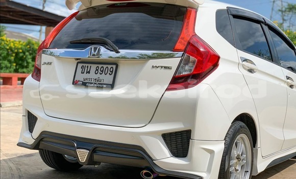 ซื้อ รถมือสอง Honda Jazz ขาว รถยนต์ ใน %{เมือง} ใน กรุงเทพมหานคร ซื้อ รถมือสอง Honda Jazz ขาว รถยนต์ ใน %{เมือง} ใน กรุงเทพมหานคร