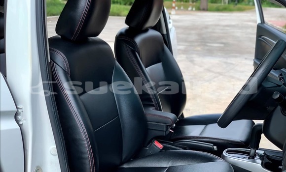 ซื้อ รถมือสอง Honda Jazz ขาว รถยนต์ ใน %{เมือง} ใน กรุงเทพมหานคร ซื้อ รถมือสอง Honda Jazz ขาว รถยนต์ ใน %{เมือง} ใน กรุงเทพมหานคร