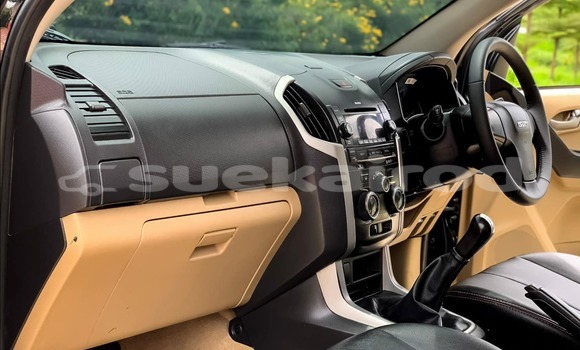 ซื้อ รถมือสอง Isuzu D-Max สีดำ รถยนต์ ใน %{เมือง} ใน กรุงเทพมหานคร ซื้อ รถมือสอง Isuzu D-Max สีดำ รถยนต์ ใน %{เมือง} ใน กรุงเทพมหานคร