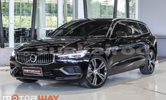 ซื้อ รถมือสอง Volvo V60 สีดำ รถยนต์ ใน %{เมือง} ใน กรุงเทพมหานคร