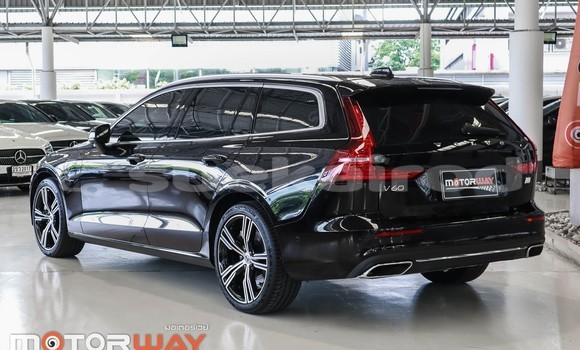 Buy Used Volvo V60 Black Car in Bangkok in Bangkok Buy Used Volvo V60 Black Car in Bangkok in Bangkok