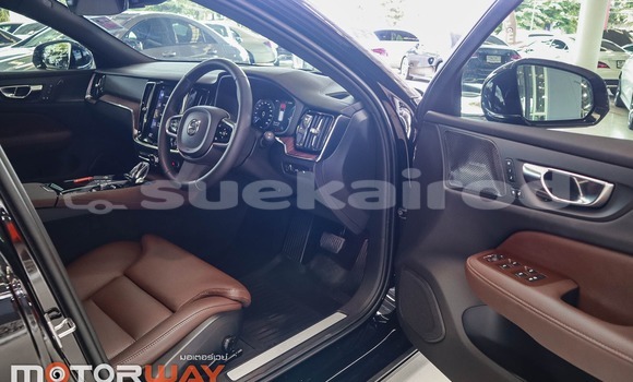 Buy Used Volvo V60 Black Car in Bangkok in Bangkok Buy Used Volvo V60 Black Car in Bangkok in Bangkok