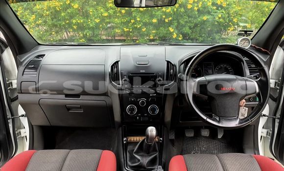 Buy Used Isuzu D-Max White Car in Bangkok in Bangkok Buy Used Isuzu D-Max White Car in Bangkok in Bangkok