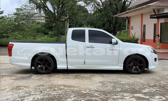 Buy Used Isuzu D-Max White Car in Bangkok in Bangkok Buy Used Isuzu D-Max White Car in Bangkok in Bangkok