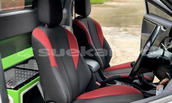 Buy Used Isuzu D-Max White Car in Bangkok in Bangkok Buy Used Isuzu D-Max White Car in Bangkok in Bangkok