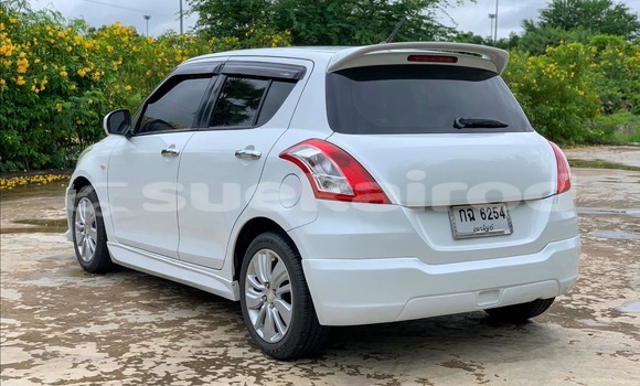 ซื้อ รถมือสอง Suzuki Swift ขาว รถยนต์ ใน %{เมือง} ใน กรุงเทพมหานคร ซื้อ รถมือสอง Suzuki Swift ขาว รถยนต์ ใน %{เมือง} ใน กรุงเทพมหานคร