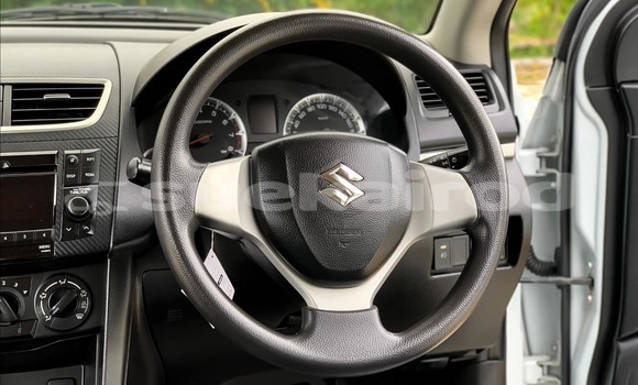 ซื้อ รถมือสอง Suzuki Swift ขาว รถยนต์ ใน %{เมือง} ใน กรุงเทพมหานคร ซื้อ รถมือสอง Suzuki Swift ขาว รถยนต์ ใน %{เมือง} ใน กรุงเทพมหานคร